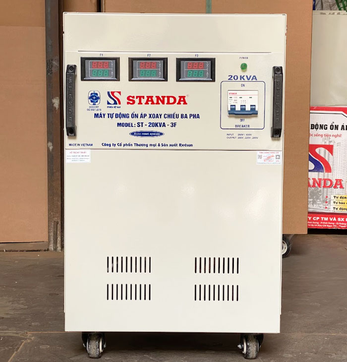 on ap Standa 20KVA 3 pha day dong sieu ben bi mat truoc may 