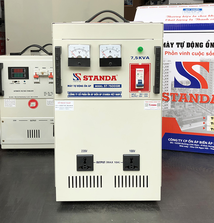 Ổn áp Standa 7.5KVA dải 90V 2 ổ cắm