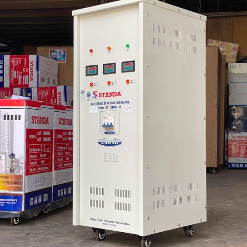 Ổn áp Standa 20KVA 3 pha chuẩn bị lắp đặt cho khách hàng