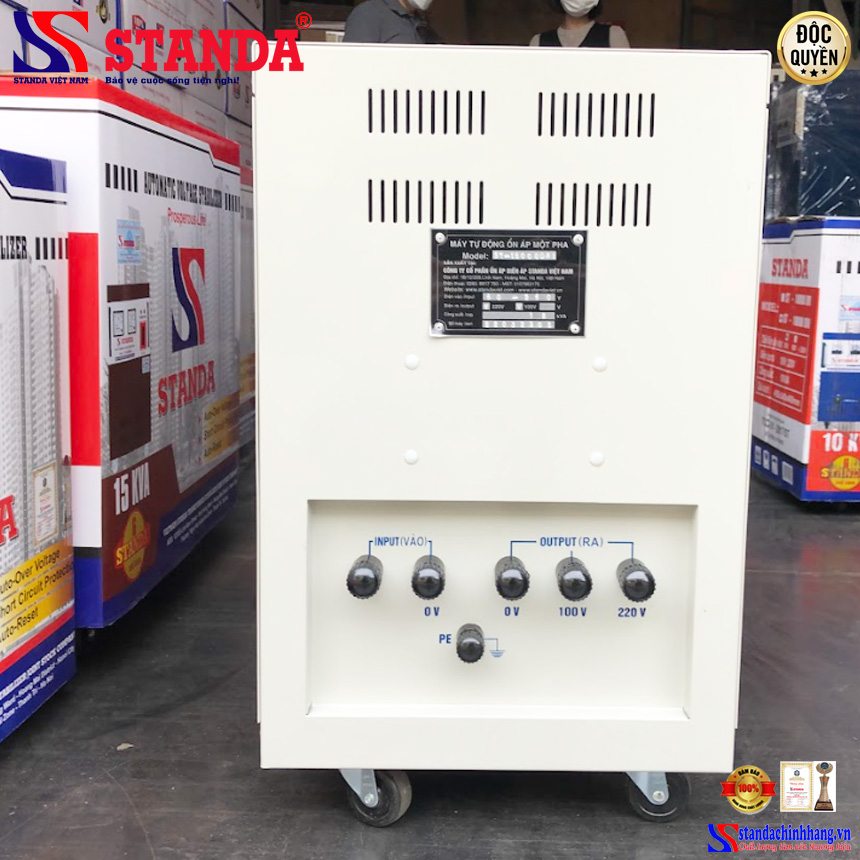 máy ổn áp STANDA 15KVA dải điện áp 50V -250V dây đồng 100% mặt sau máy 