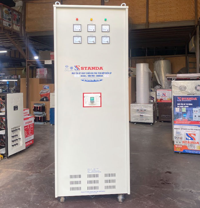 Ổn áp Standa 3 pha tích hợp biến áp NM/MĐ 200KVA