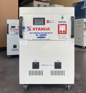 máy tự động ổn áp xoay chiều 1 pha 10KVA dải 90V -250V mặt trước của máy